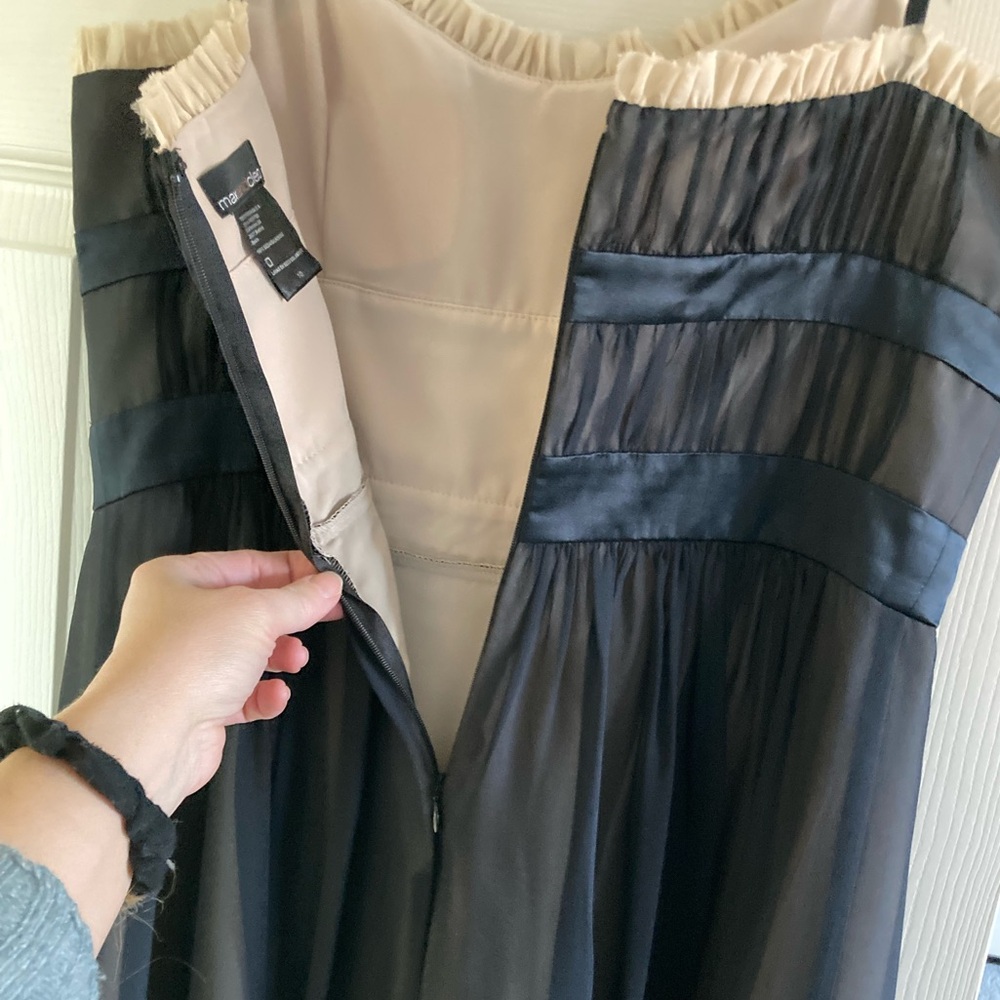 MAX & CLEO Cocktail dress w rusching; like new, cutout detail - Picture 9 of 11